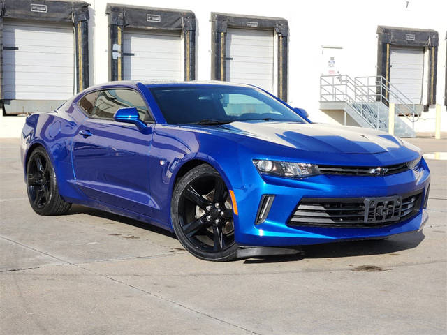 2018 Chevrolet Camaro 1LT RWD photo