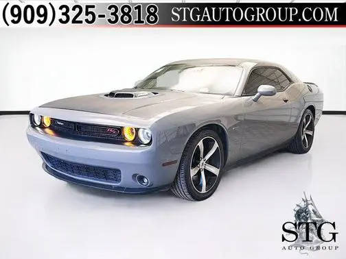 2018 Dodge Challenger R/T Shaker RWD photo