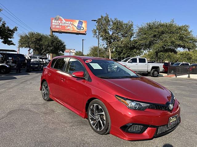 2018 Toyota Corolla iM FWD photo