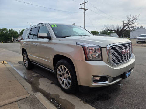 2017 GMC Yukon Denali 4WD photo