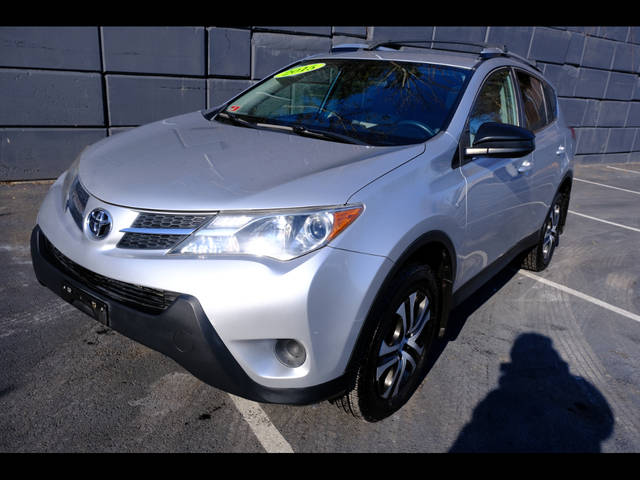 2015 Toyota RAV4 LE AWD photo