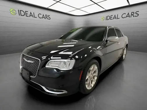 2017 Chrysler 300 300C Platinum AWD photo