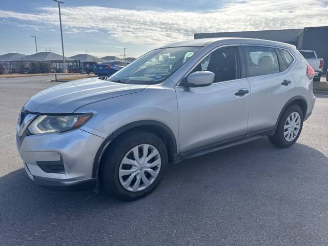 2017 Nissan Rogue S FWD photo