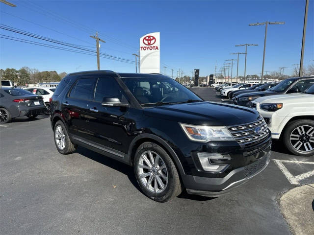 2017 Ford Explorer Limited FWD photo