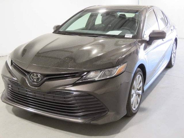 2018 Toyota Camry LE FWD photo