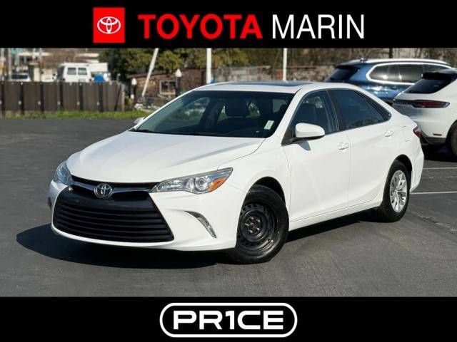 2016 Toyota Camry LE FWD photo