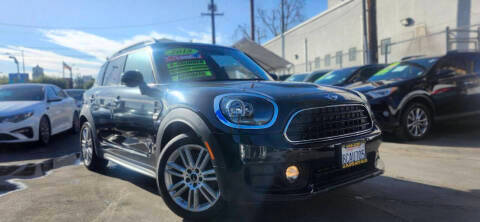 2018 MINI Countryman Cooper FWD photo
