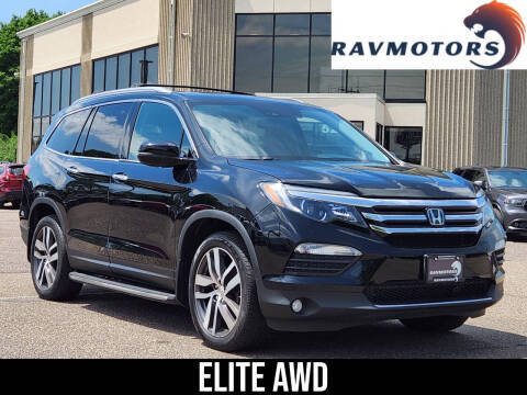 2017 Honda Pilot Elite AWD photo
