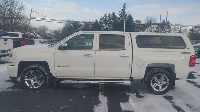 2018 Chevrolet Silverado 1500 Custom 4WD photo