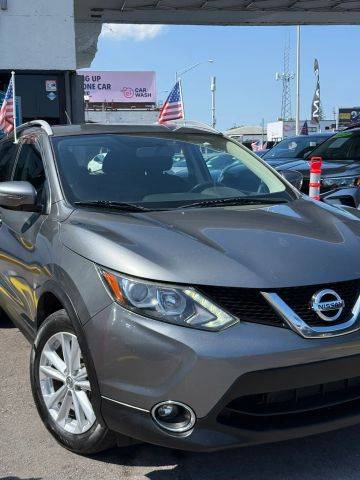 2017 Nissan Rogue Sport SV FWD photo