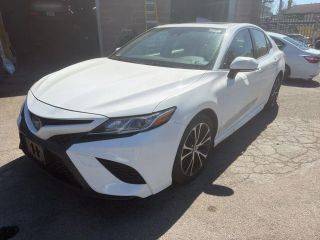 2018 Toyota Camry SE FWD photo
