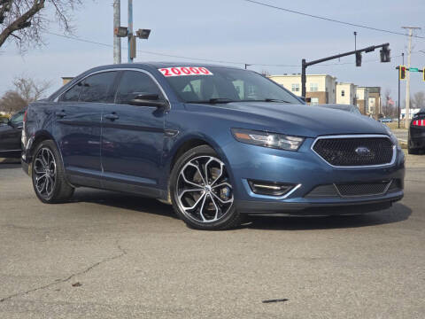 2018 Ford Taurus SHO AWD photo