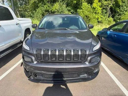 2018 Jeep Cherokee Latitude Tech Connect FWD photo