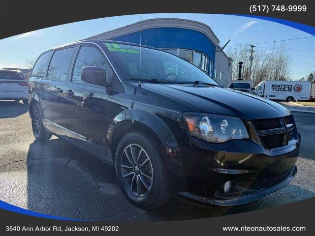 2018 Dodge Grand Caravan SXT FWD photo