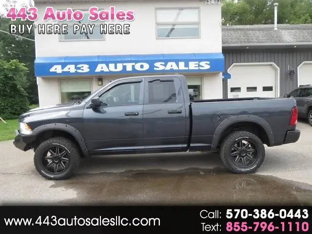 2018 Ram 1500 Express 4WD photo