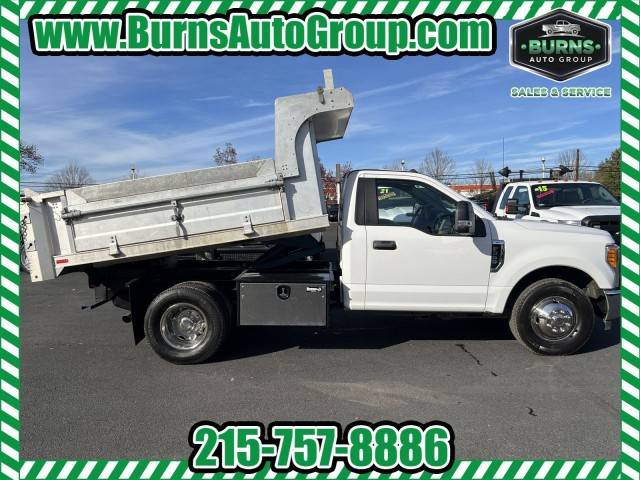 2017 Ford F-350 Super Duty XL RWD photo