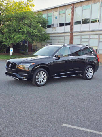 2017 Volvo XC90 Momentum AWD photo