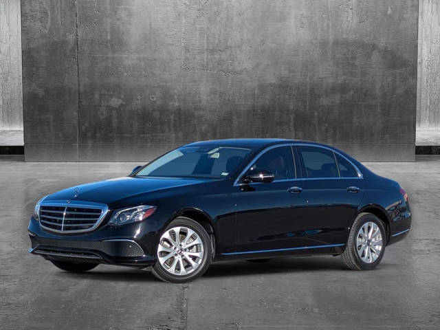 2018 Mercedes-Benz E-Class E 300 AWD photo