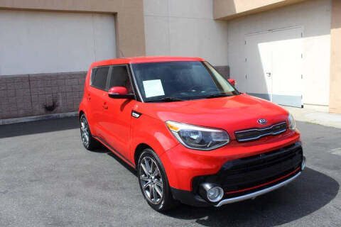 2018 Kia Soul ! FWD photo