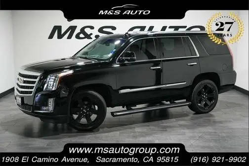 2018 Cadillac Escalade Premium Luxury 4WD photo