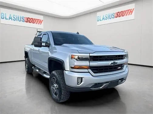 2018 Chevrolet Silverado 1500 LT 4WD photo