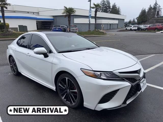 2018 Toyota Camry XSE FWD photo