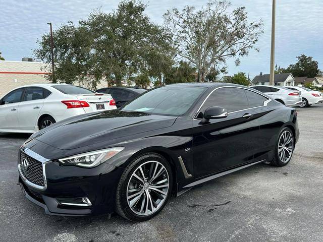 2018 Infiniti Q60 3.0t LUXE RWD photo