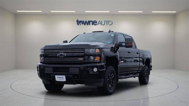 2018 Chevrolet Silverado 2500HD LT 4WD photo