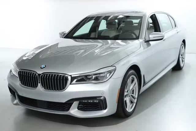2018 BMW 7 Series 750i xDrive AWD photo