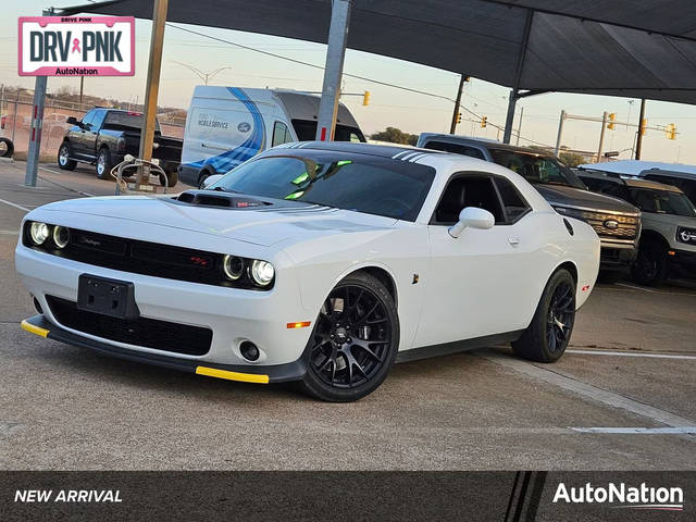 2018 Dodge Challenger 392 Hemi Scat Pack Shaker RWD photo