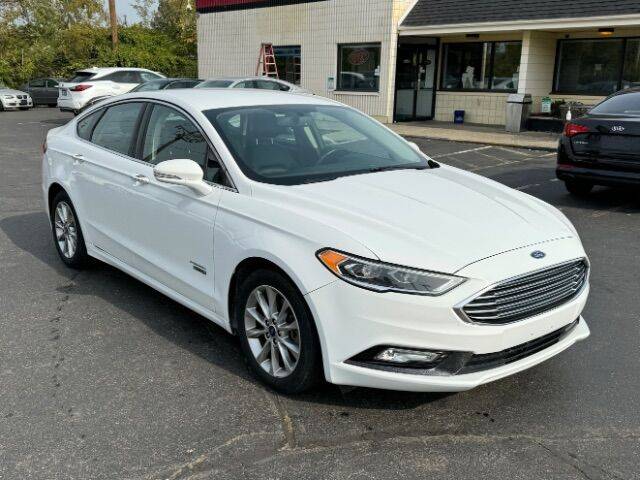 2017 Ford Fusion Energi SE FWD photo