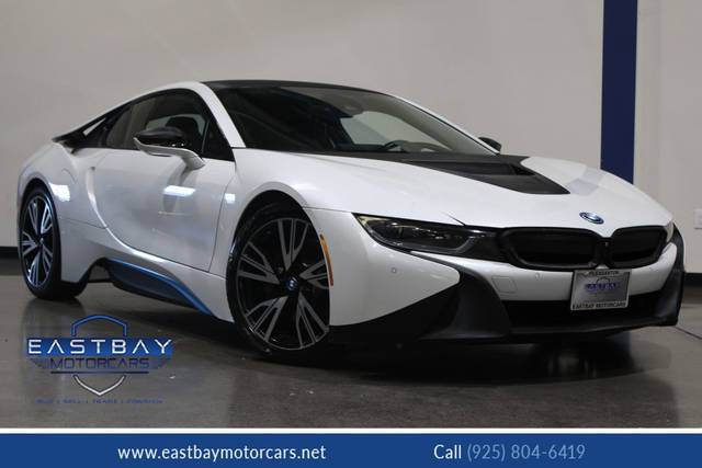 2017 BMW i8 AWD photo