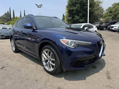 2018 Alfa Romeo Stelvio Ti Sport AWD photo