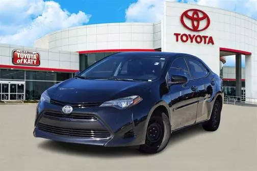 2018 Toyota Corolla LE FWD photo