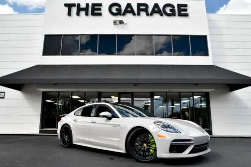 2018 Porsche Panamera Turbo S E-Hybrid AWD photo