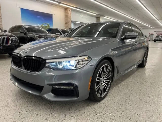 2018 BMW 5 Series 530i xDrive AWD photo