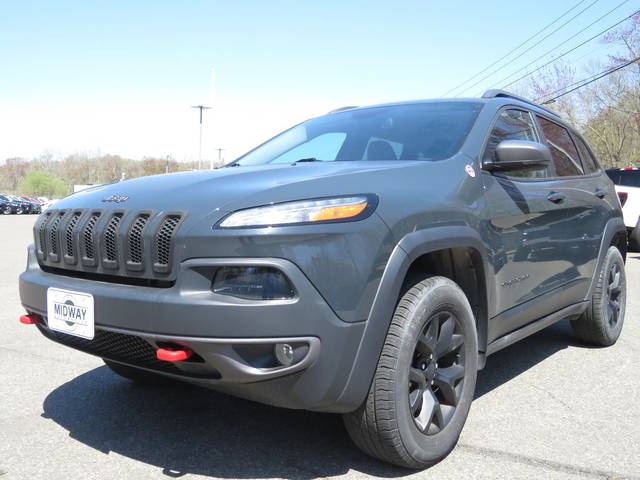 2018 Jeep Cherokee Trailhawk 4WD photo