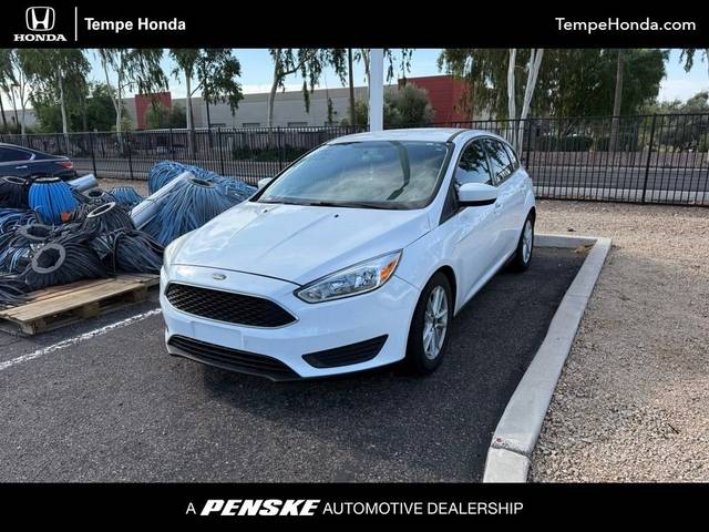 2018 Ford Focus SE FWD photo