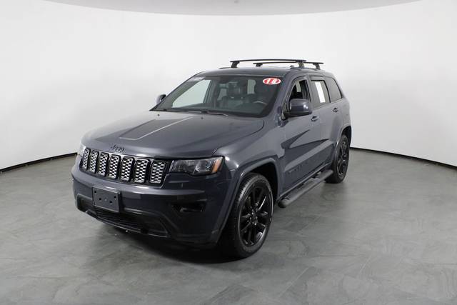 2018 Jeep Grand Cherokee Altitude 4WD photo