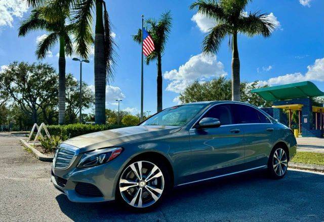 2015 Mercedes-Benz C-Class C 300 RWD photo