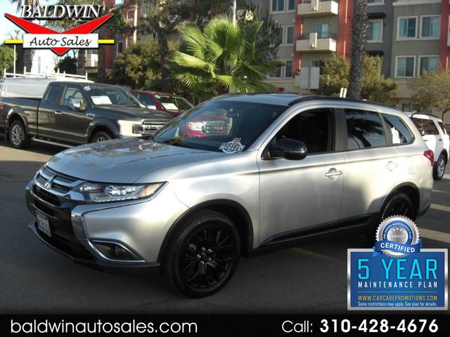 2018 Mitsubishi Outlander LE FWD photo