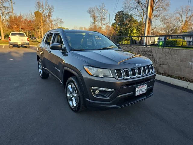 2018 Jeep Compass Latitude 4WD photo
