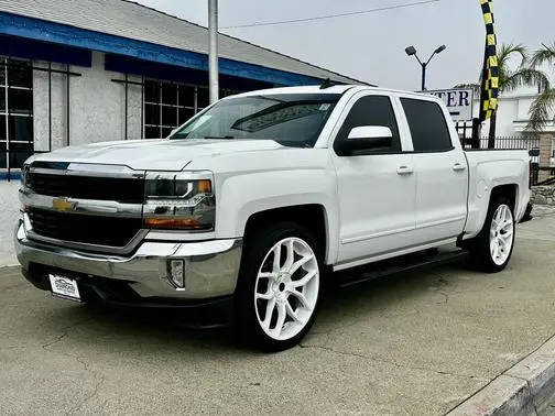 2018 Chevrolet Silverado 1500 LT RWD photo