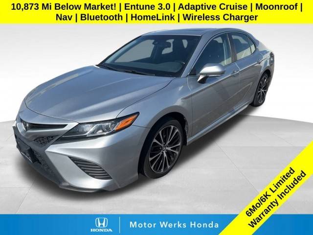 2018 Toyota Camry SE FWD photo
