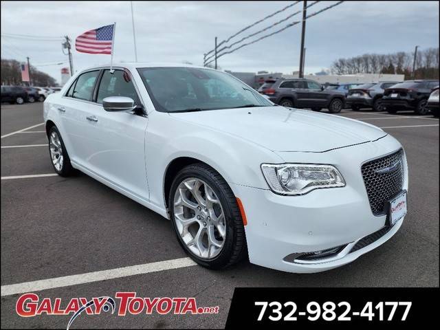 2018 Chrysler 300 300C RWD photo