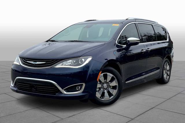 2018 Chrysler Pacifica Minivan Hybrid Limited FWD photo