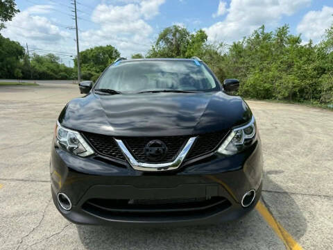 2017 Nissan Rogue Sport SV AWD photo