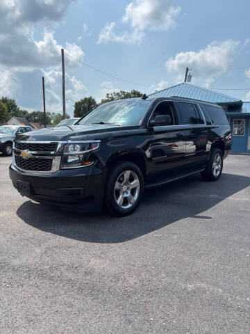 2018 Chevrolet Suburban LS 4WD photo