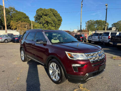 2018 Ford Explorer XLT FWD photo