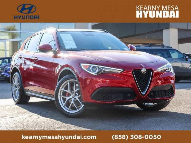 2018 Alfa Romeo Stelvio Ti Sport AWD photo